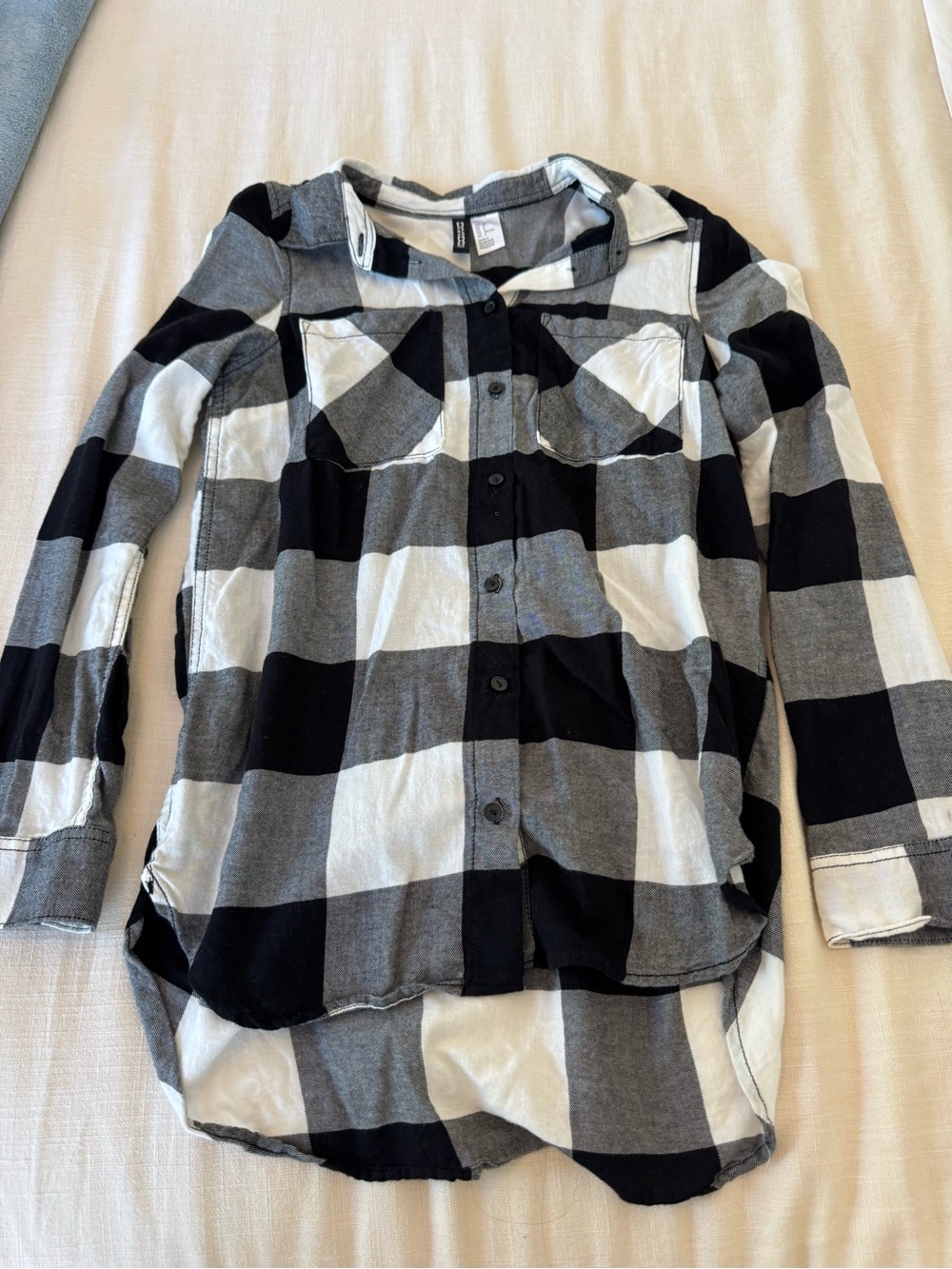 H&M Black & White Buffalo Plaid Button-Down Shirt
